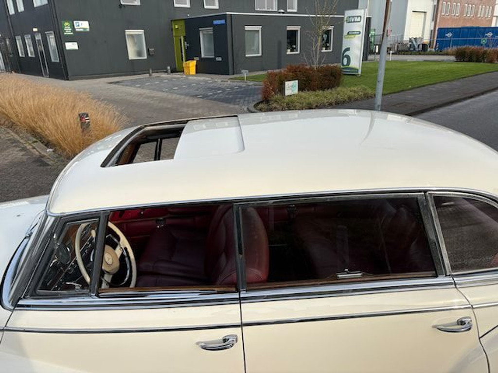 Mercedes-Benz 300 Serie Congrats Andero ! 57321217-3.jpg | De Ruiter Automotive 